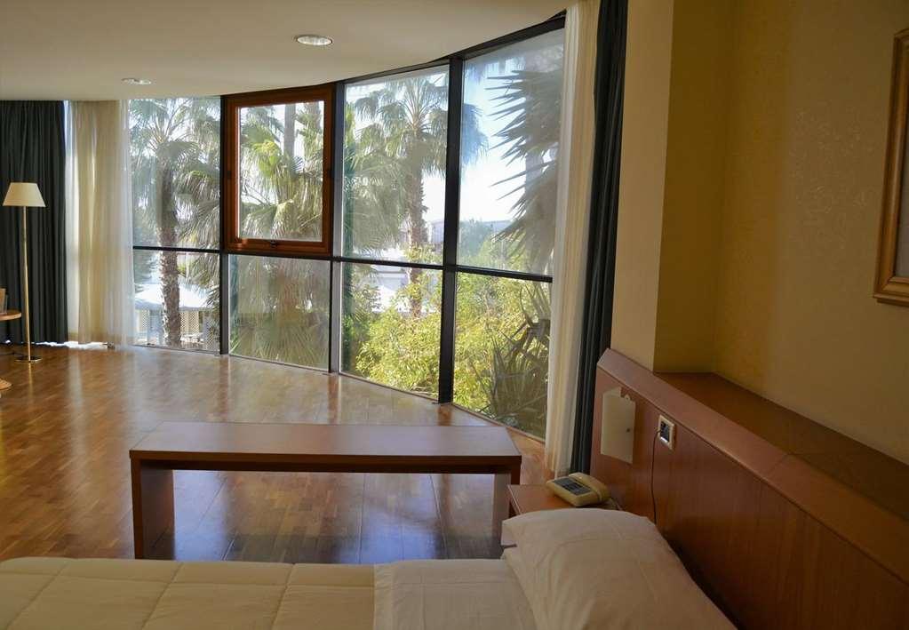 Tursport Aparthotel Taranto Bilik gambar