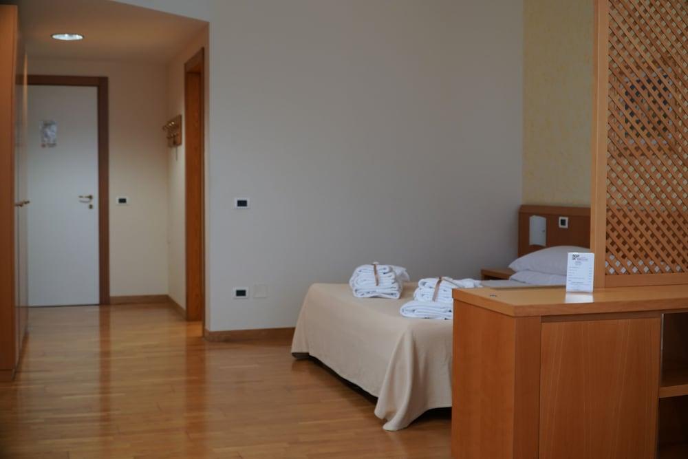 Tursport Aparthotel Taranto Luaran gambar